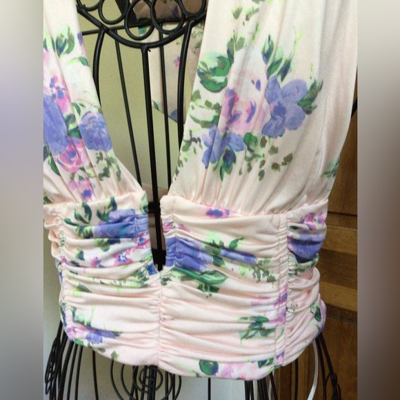 NWT Zara Pink Floral Ruched Halter Crop Top Womens small - Picture 2 of 5